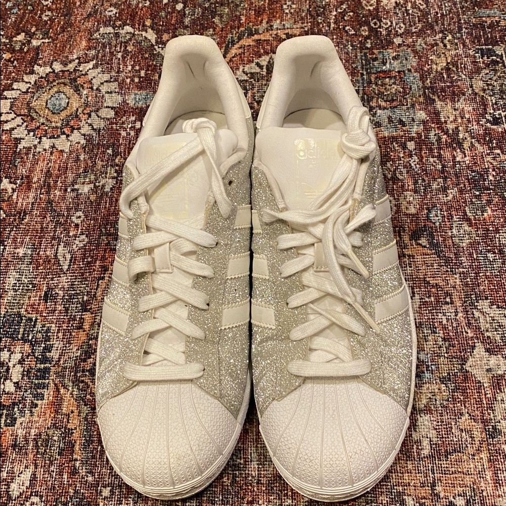 Adidas Superstar Glitter Silver Sneakers. Metallic. Shimmer. Shine. Size 9 1/2. - Picture 5 of 12